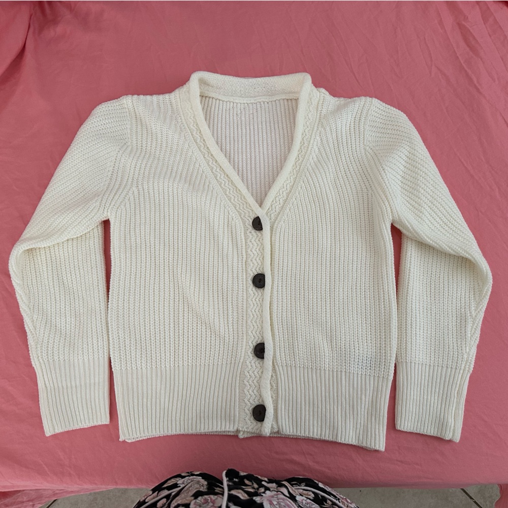 Women’s Knit Cardigan